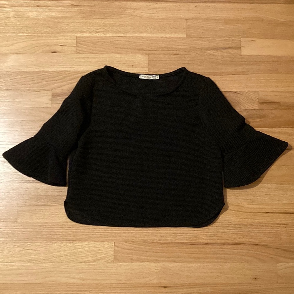 Bell sleeve cropped ribbed shirt made in Italy